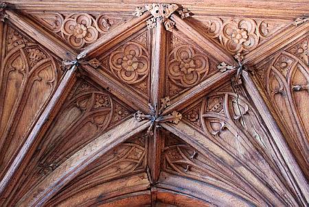 Coldridge - Screen Carving Detail